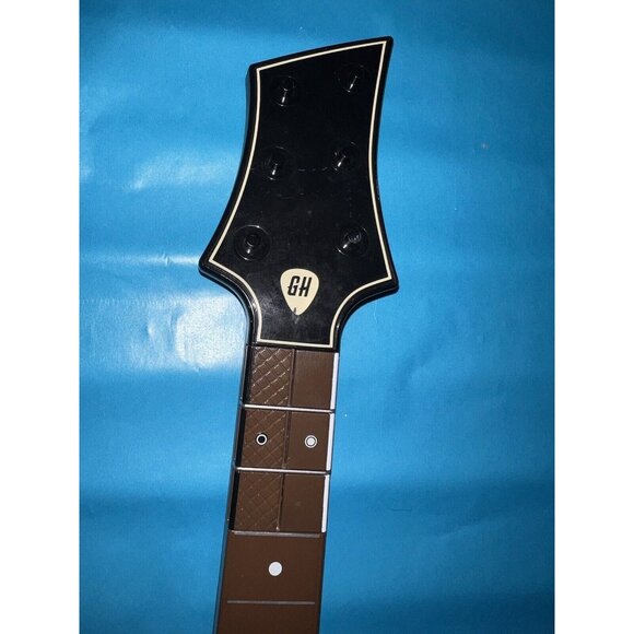 Guitar Hero Live Wireless Guitar Tested - Picture 9 of 15